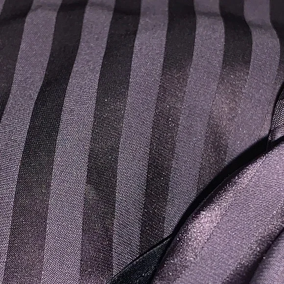 ☆ Auden Satin Pajama Set - Picture 4 of 4